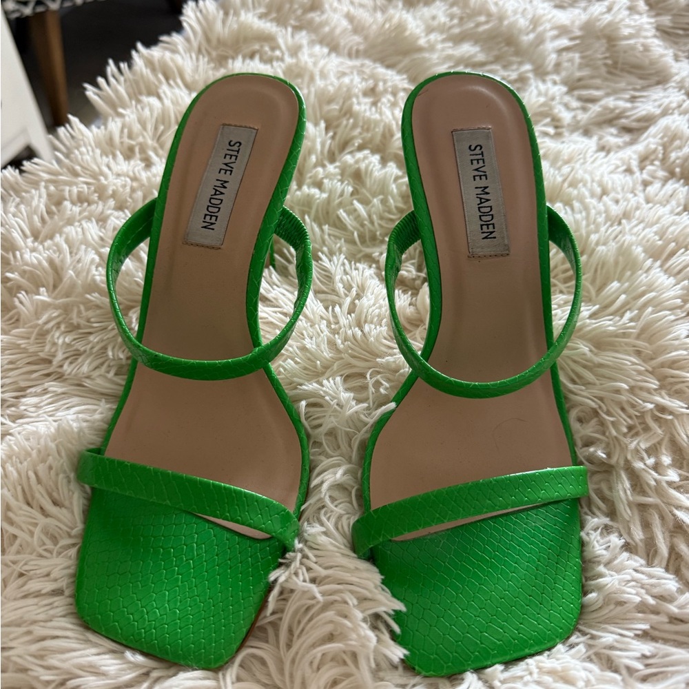 Steve Madden Vibrant Green Heeled Sandals